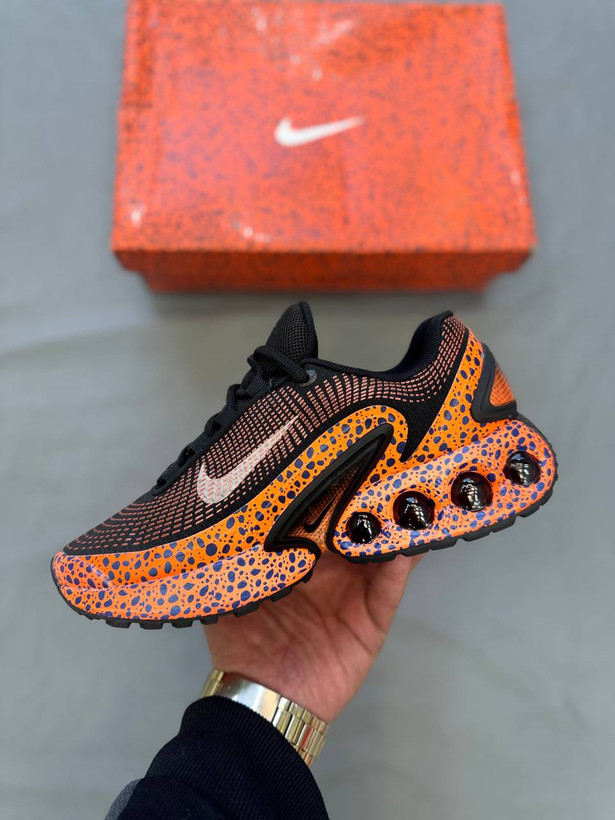 این Nike Air Max DN با زیره کپسولی که داره زیره راحتی برای کار روزمره و استایل خیابونیه
