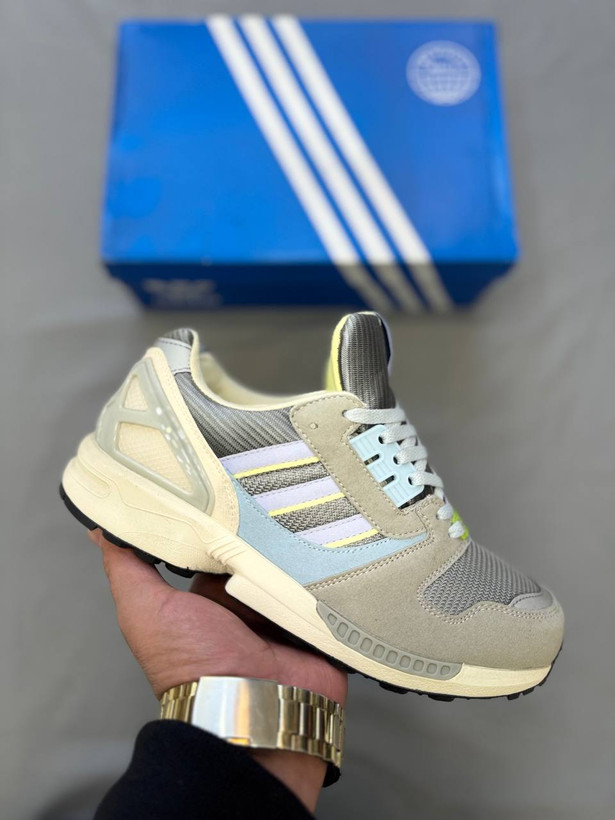 adidas ZX 8000 خط یاسی این مدل از سری کلاسیک ZX آدیداسه. یکی از مدلهای ماندگار و کلکسیونی آدیداسه