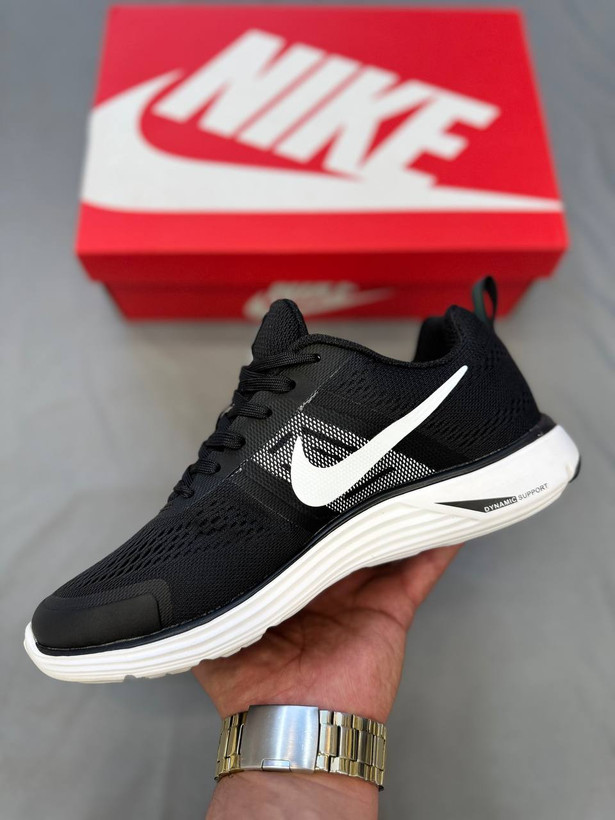 Nike Air Zoom Pegasus 30 Shield Lunarlon یه کفش رانینگ کلاسیک مدرنیه👟