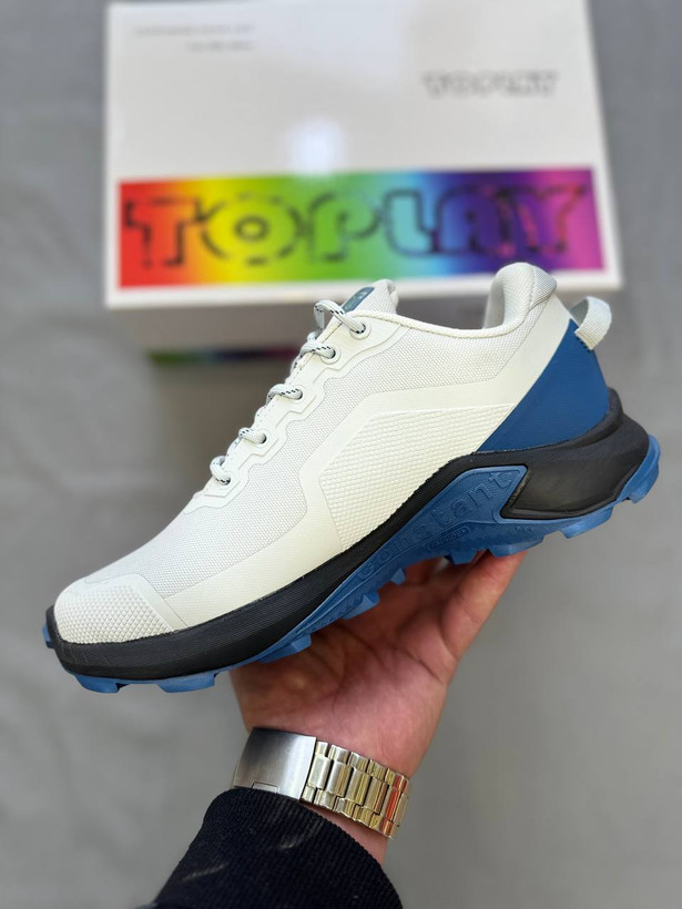 Toplay Mountain یک کتونی اسپرت و مناسب استفاده روزمره و طبیعتگردیه👟