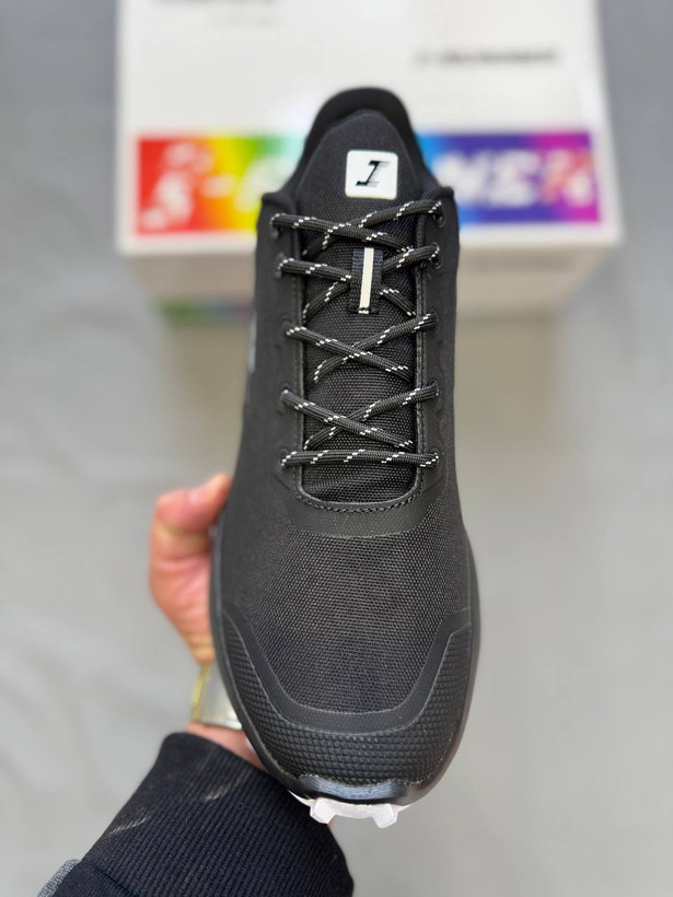 I-Runner Mountain یک کتونی مناسب استفاده روزمره و طبیعتگردیه در کل I-Runner Mountain راحت، بادوام و کاربردیه👟