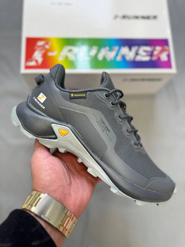 I-Runner Mountain یک کتونی مناسب استفاده روزمره و طبیعتگردیه در کل I-Runner Mountain راحت، بادوام و کاربردیه👟