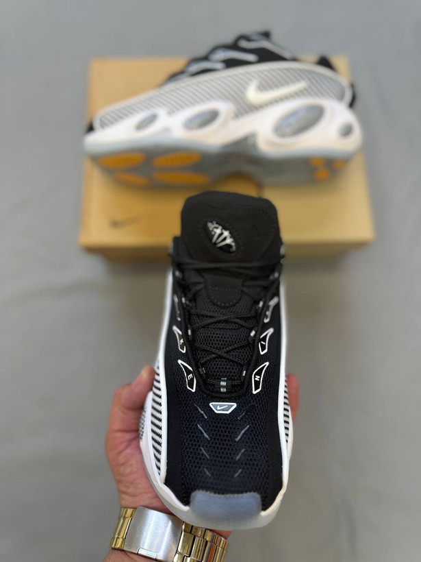 Nike NOCTA Zoom Flight 95 این مدل ترکیبی از طراحی کلاسیک Zoom Flight 95 با حالوهوای مدرن لاین NOCTA هست👟