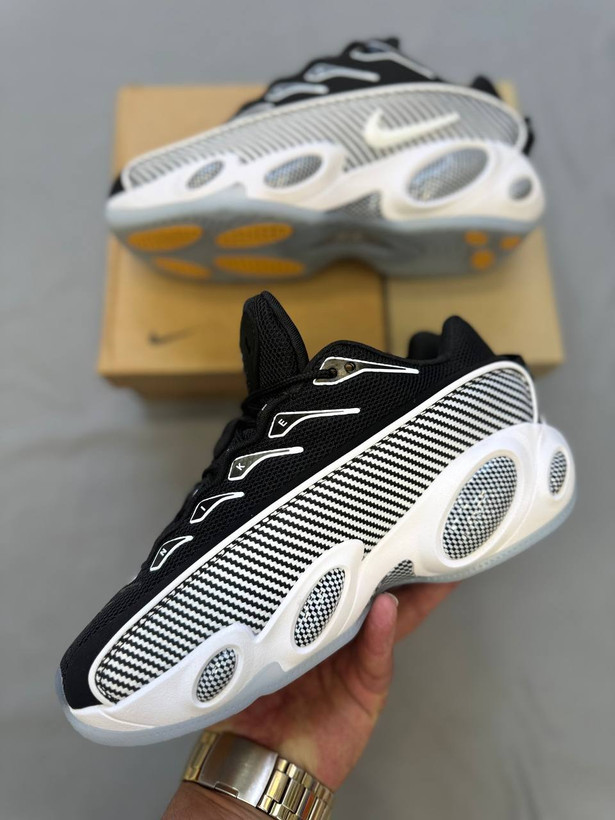 Nike NOCTA Zoom Flight 95 این مدل ترکیبی از طراحی کلاسیک Zoom Flight 95 با حالوهوای مدرن لاین NOCTA هست👟